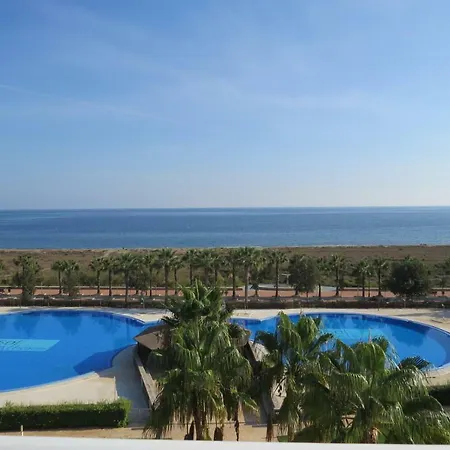Atico Frente Al Mar Apartment *