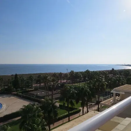 Apartment Atico Frente Al Mar