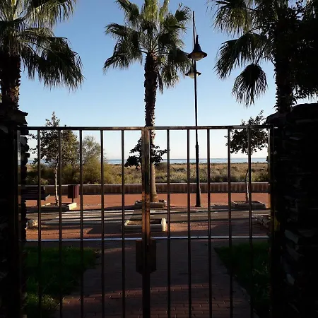 Atico Frente Al Mar Apartment